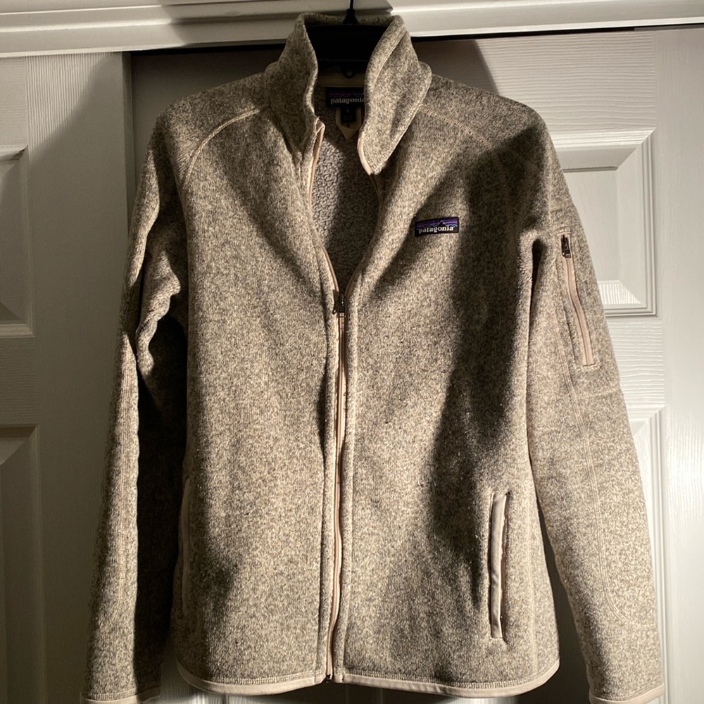 Patagonia women’s medium zip-up Better Sweater Jacket Brown - great condition